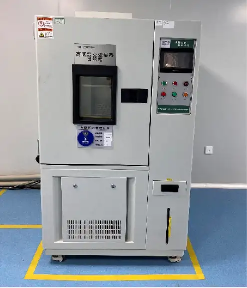 Low temperature shock test chamber
